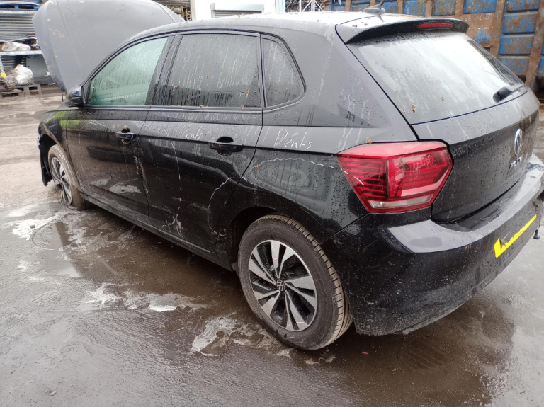 BREAKING VOLKSWAGEN POLO 1.0 PETROL 2021 STOCK NUMBER VY98