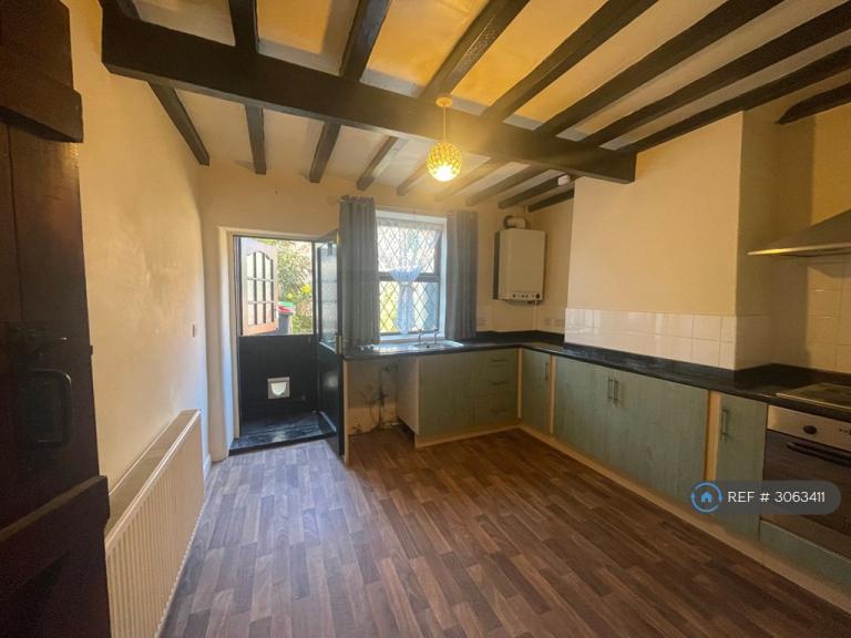 2 bedroom house in West Terrace, Nottingham, NG15 (2 bed) (#3063411)