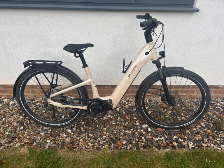 Specialized Turbo Como 3.0 e-Bike - Medium