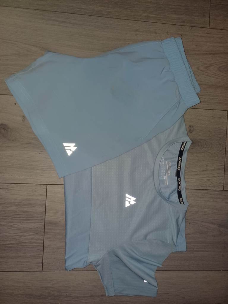 Selling loads of kids used clothing 