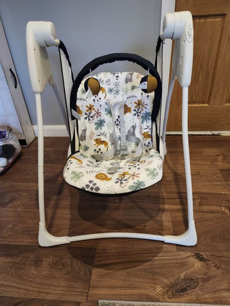 Graco baby swing