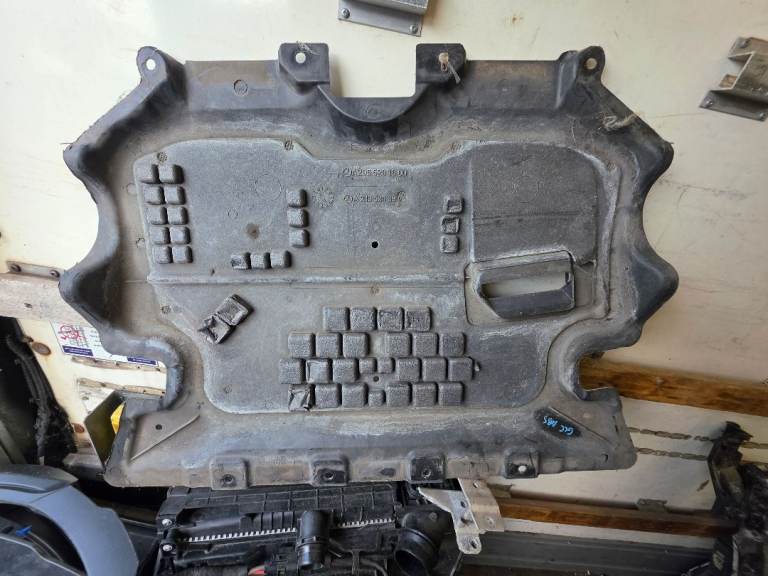 MERCEDES GLC 2017 ENGINE UNDER TRAY COVER A2055201600 Breaking Parts