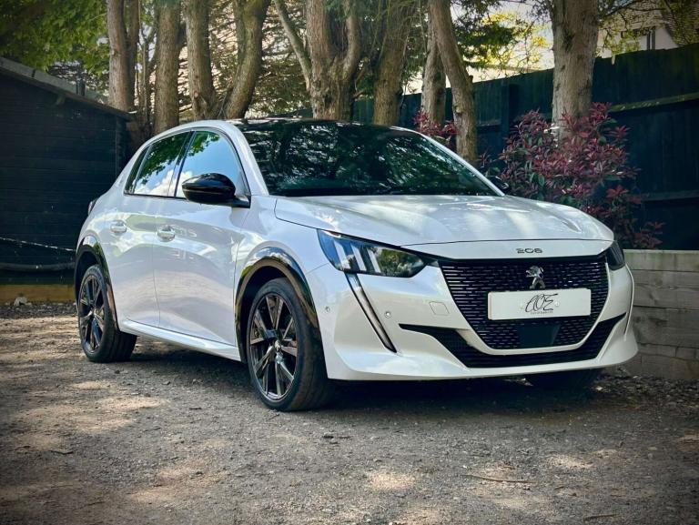 2021 Peugeot 208 1.2 208 GT Premium PureTech S/S 5dr Hatchback Petrol Manual