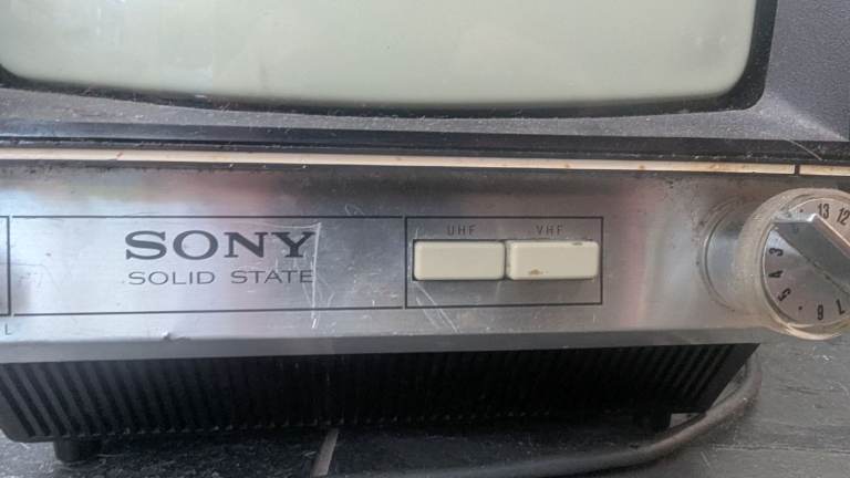 SONY Solid State TRANSISTOR  TV  RECEIVER JAPAN