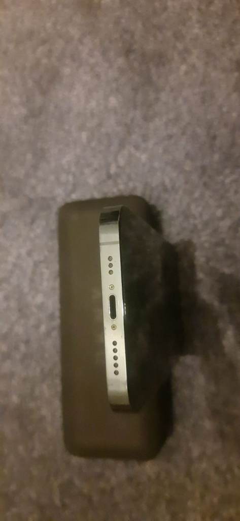 Iphone 13 Pro in excellent condition 128 GB Green