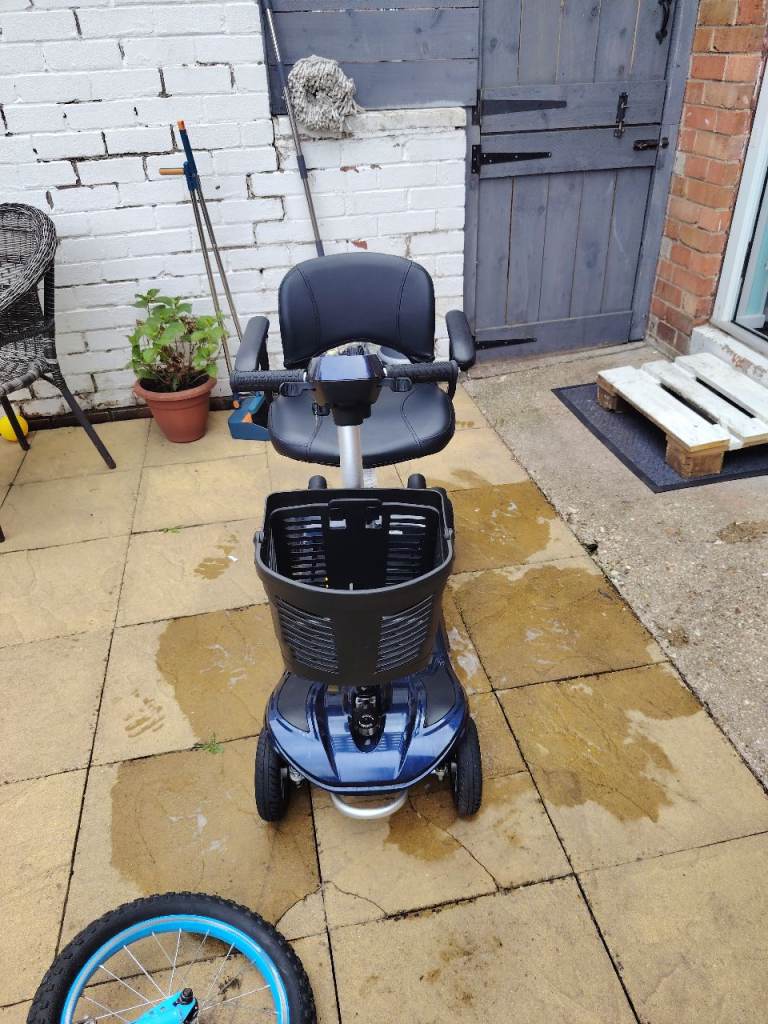 Drive astrolite boot mobility scooter