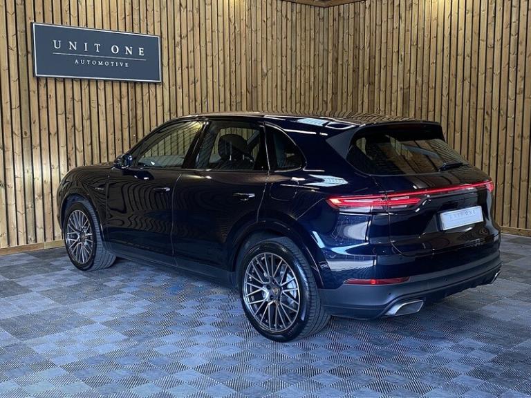 2022 Porsche Cayenne V6 E-Hybrid SUV HYBRID Automatic