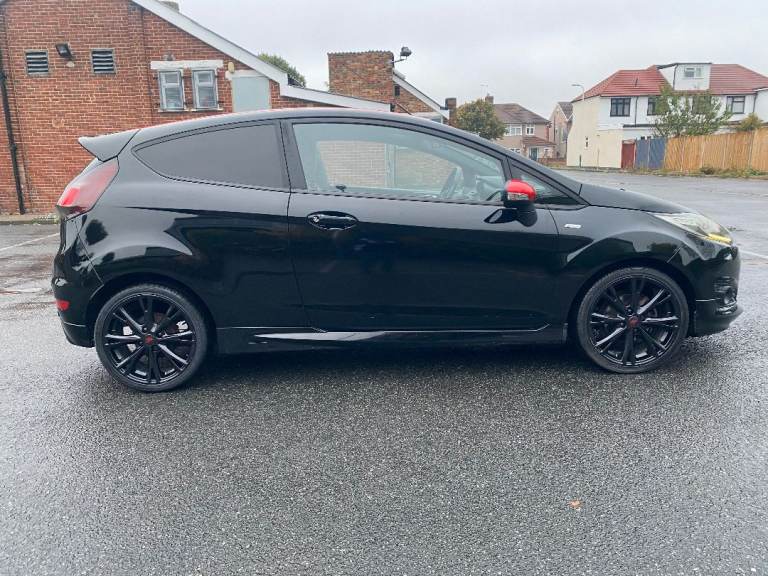 FORD FIESTA   ST LINE  1.0t  ECOBOOST 2016   IN VGC NEW BELTS  NEW MOT FSH  WARRANTY GIVEN 