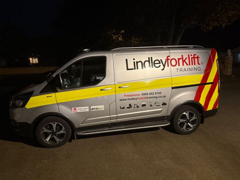 Ford, TRANSIT CUSTOM, Panel Van, 2022, Automatic, 1996 (cc)