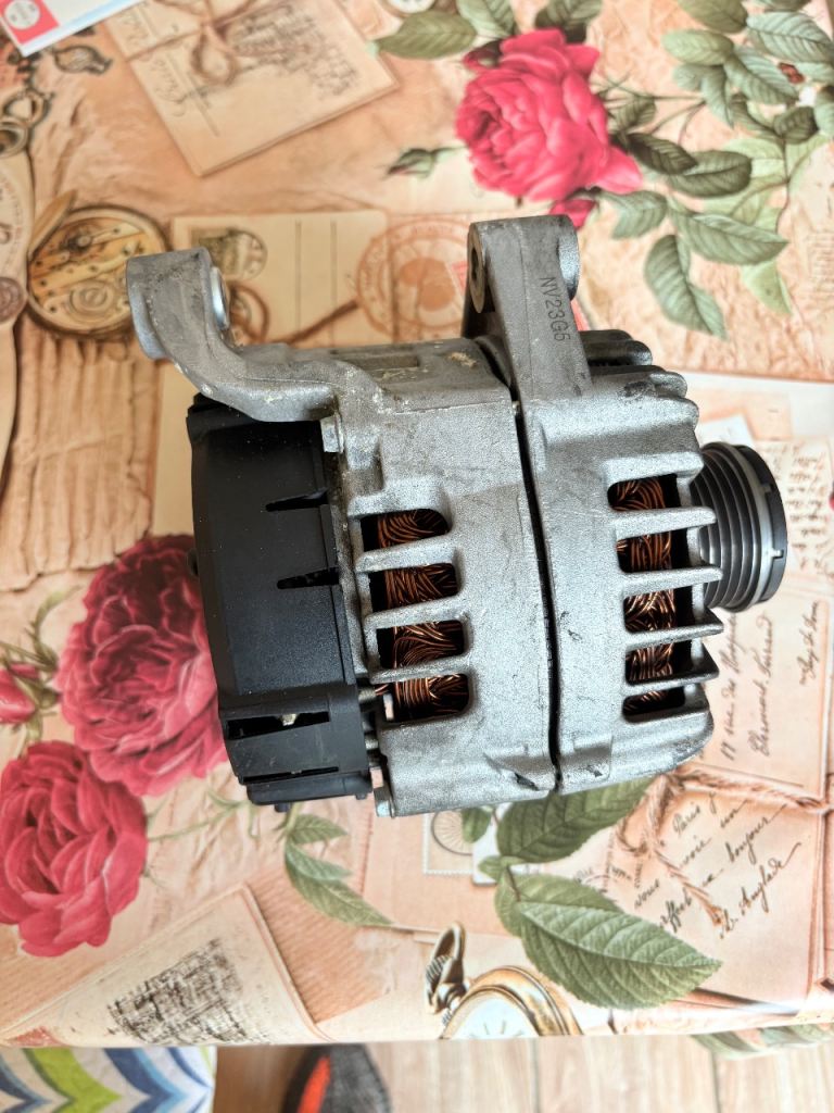 BMW 5 Series F10 2010 2.0 Diesel Alternator 
