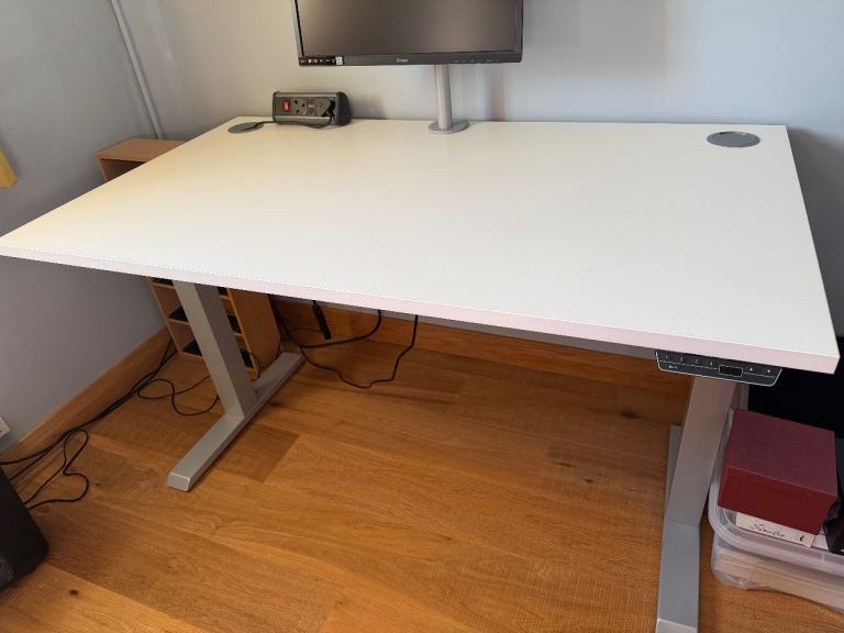 Large white Desk for home office/crafts etc