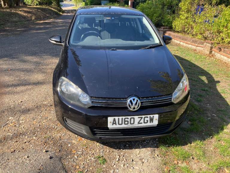 2010 VOLKSWAGEN GOLF 1.6 TDI DIESEL BLUEMOTION ,REV-SENCORS. £20 TAX, YEARS MOT.
