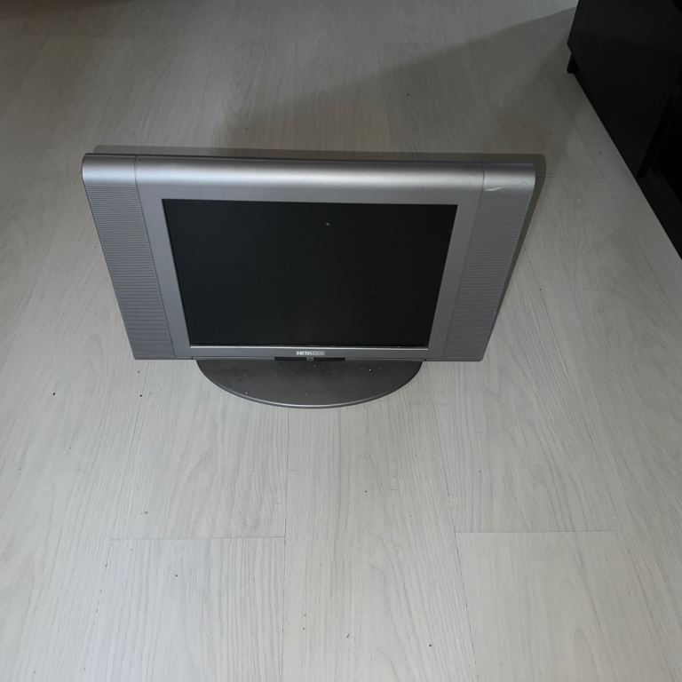 Mini Samsung Silver TV with Stand – Good Condition