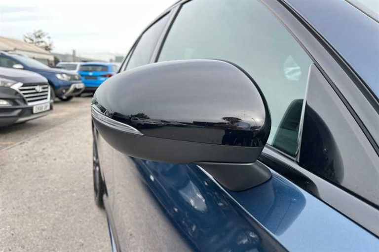 2022 Mercedes-Benz A-Class A180 AMG Line Premium Plus Night Edition 5dr Auto HATCHBACK PETROL Aut...