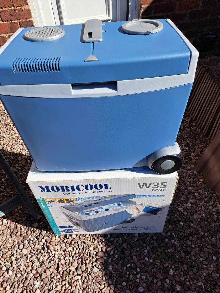 Camping fridge