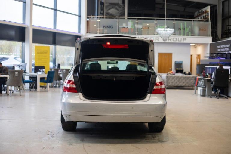 2009 Mercedes-Benz E Class E220 CDI BlueEFFICIENCY SE 4dr Tip Auto SALOON DIESEL Automatic