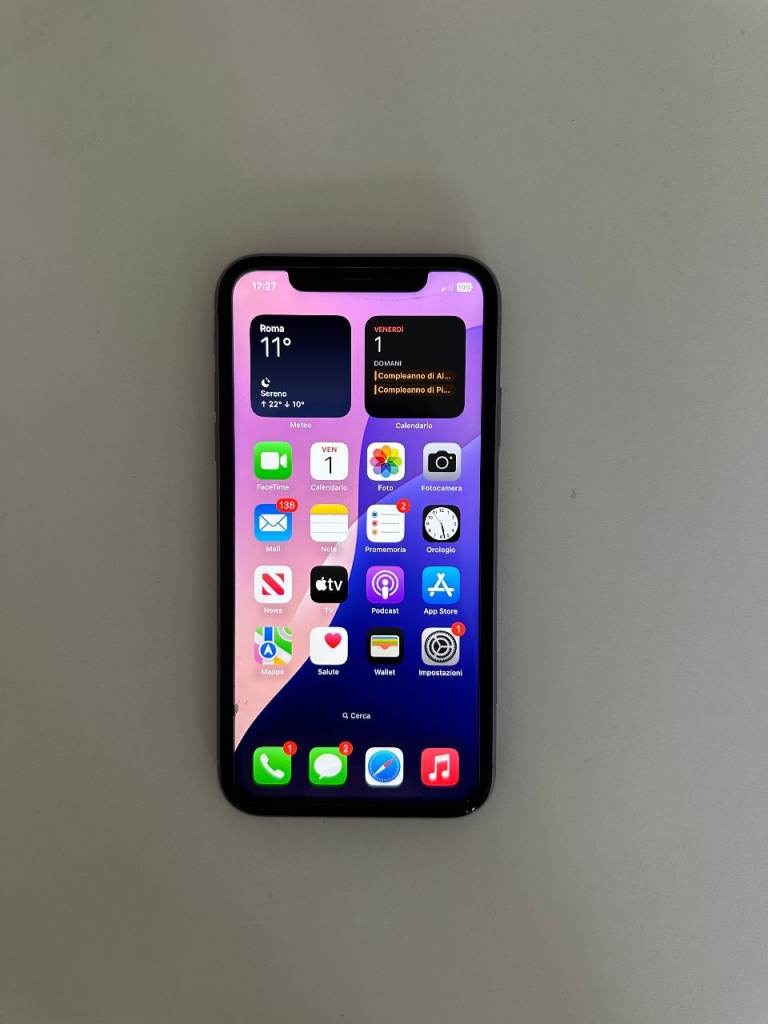 iPhone 11 64gb purple unlocked