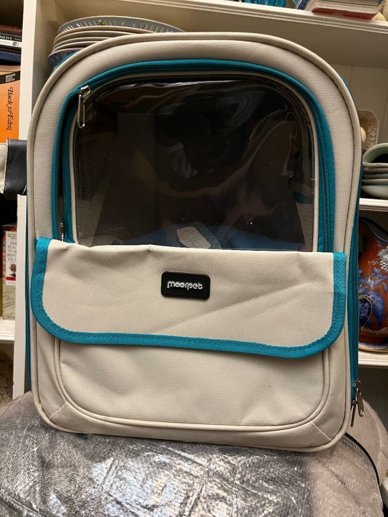 Pet carrier rucksack 