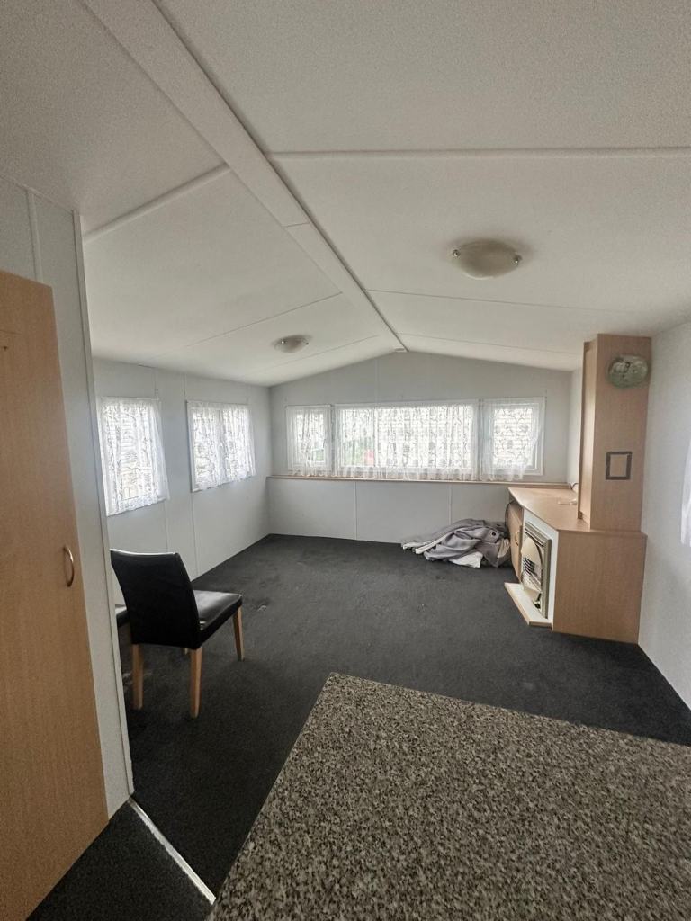 DELTA SANTANA 2 BED 30X12 • COMPACT STATIC CARAVAN • OFF SITE SALE • MOBILE HOME