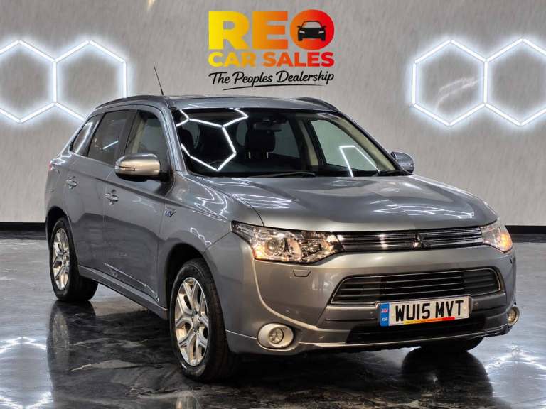 2015 Mitsubishi Outlander 2.0h 12kWh GX4h SUV 5dr Petrol Plug-in Hybrid CVT 4WD Euro 5 (s/s) (200...