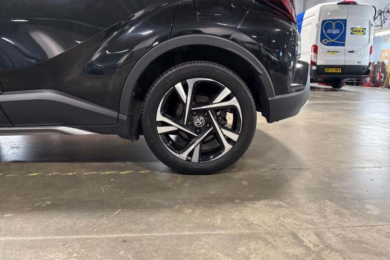 2022 Toyota C-HR 1.8 VVT-h GPF Design SUV 5dr Petrol Hybrid CVT Euro 6 (s/s) (122 ps) Automa SUV ...