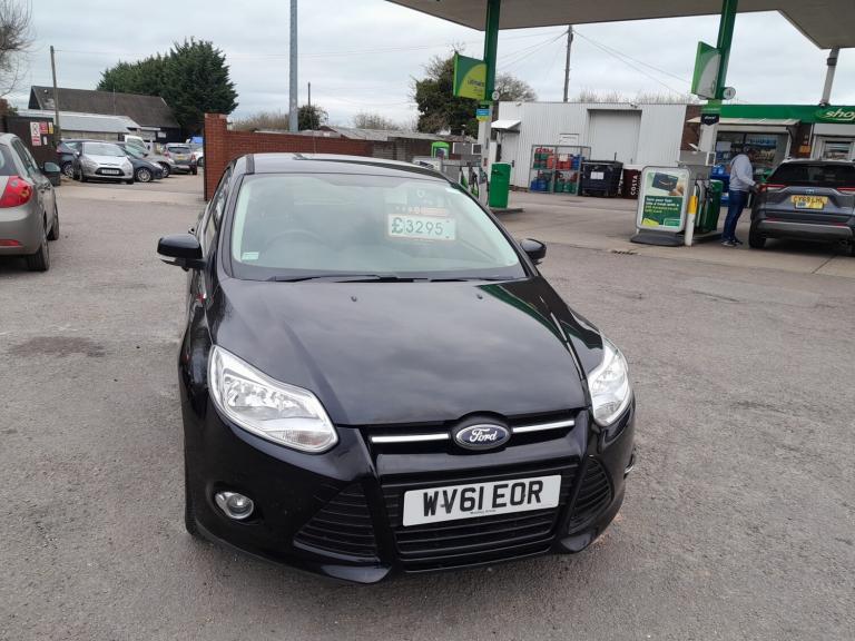 2011 Ford Focus 1.6 Zetec 5dr HATCHBACK Petrol Manual