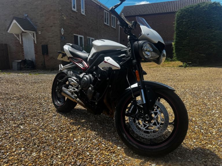 Triumph, STREET, 2017, 765 (cc)