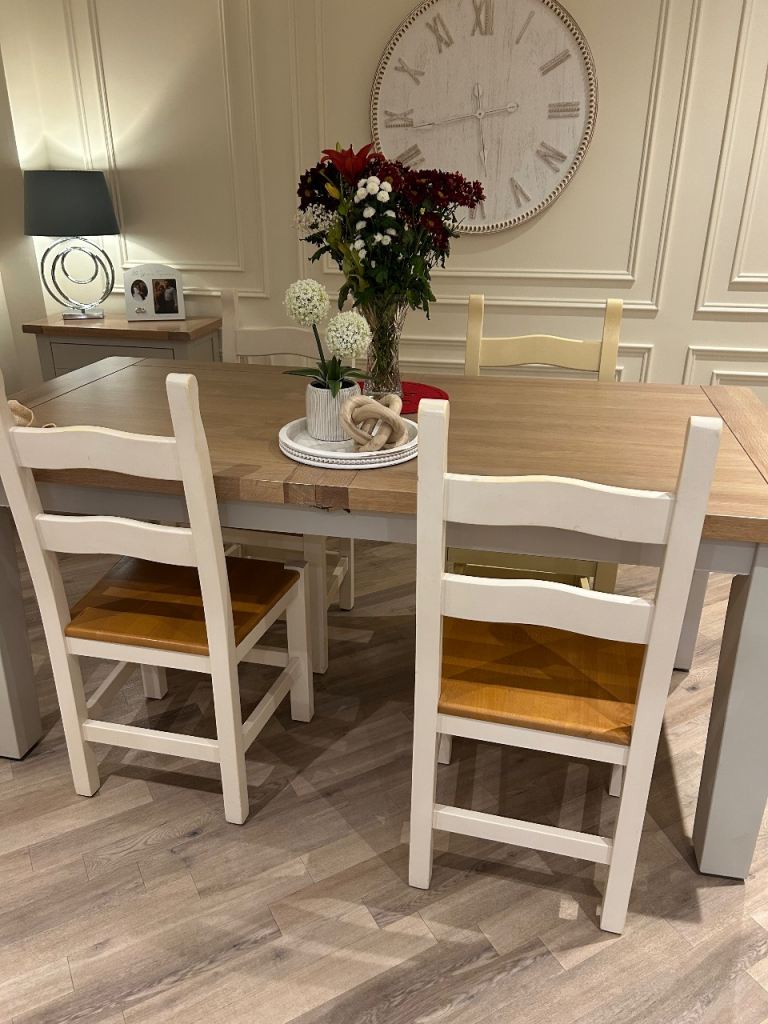 Dining Chairs 