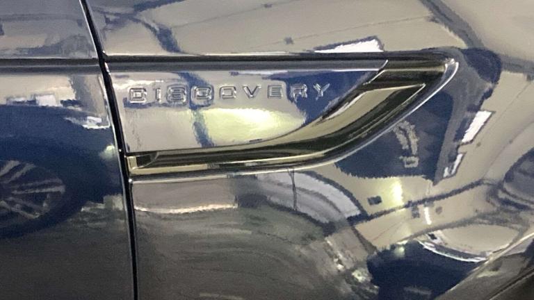 2022 Land Rover Discovery 3.0 D300 R-Dynamic HSE 5dr Auto SUV Diesel Automatic