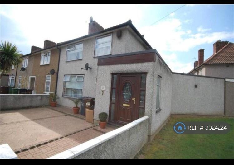 3 bedroom house in Keppel Road, Dagenham, RM9 (3 bed) (#3024224)