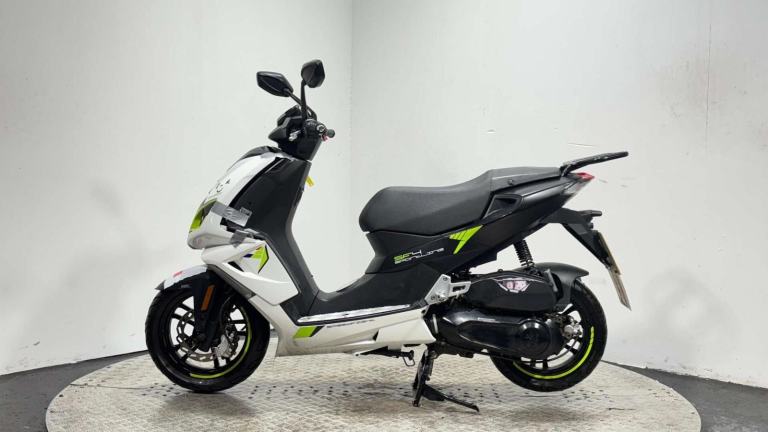 Peugeot Speedfight 4 LC 2021 16K RUNNING PROJECT BIKE SCOOTER 125CC