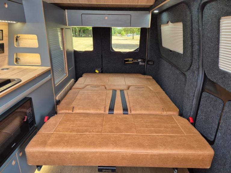 Ford Transit Custom Limited SPEEDS EDITION Camper 130ps 4Berth, HIGH SPEC