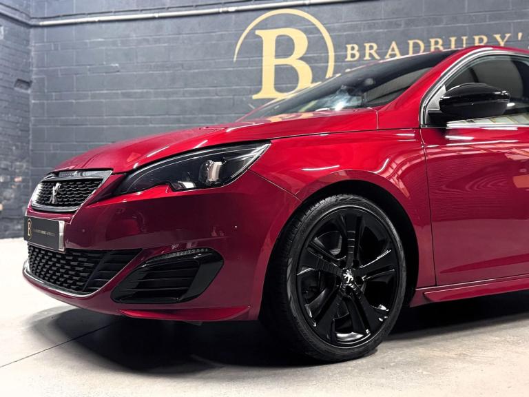 PEUGEOT 308 1.6 THP GTi by Peugeot Sport 2016