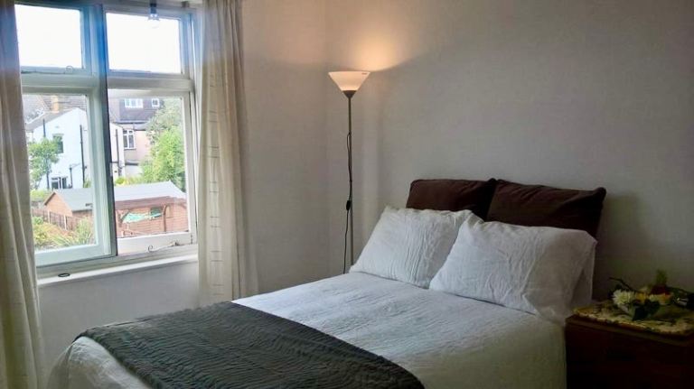 Rent Double Room - close to Bush Hill Park Station