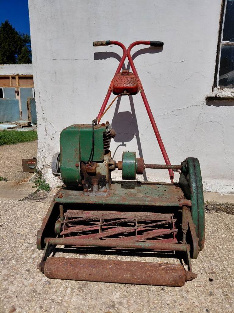 Vintage suffolk super punch 17 inch 1960s lawn Cylinder Garden Mower Untested