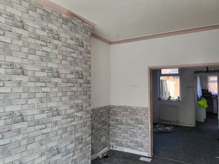 30 Cecillia Street BL3 2AU
