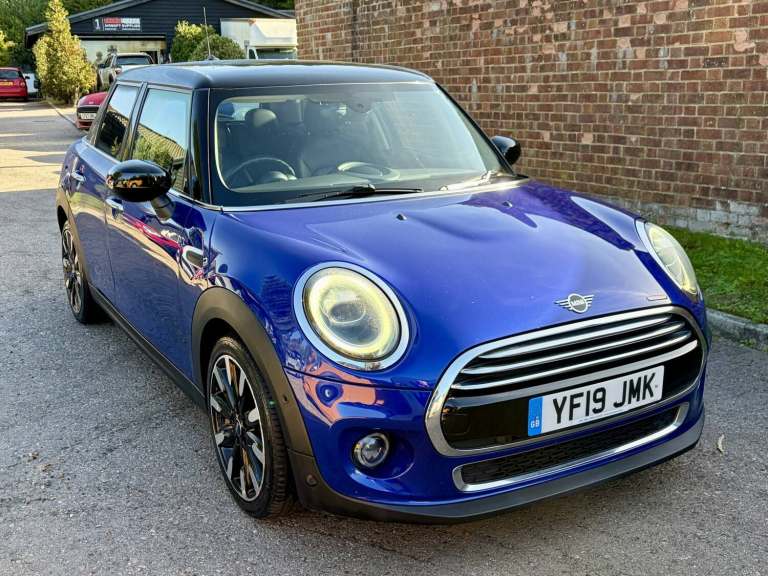 2019 MINI Hatch 1.5 5-Door Hatch Cooper Exclusive Hatchback Petrol Automatic