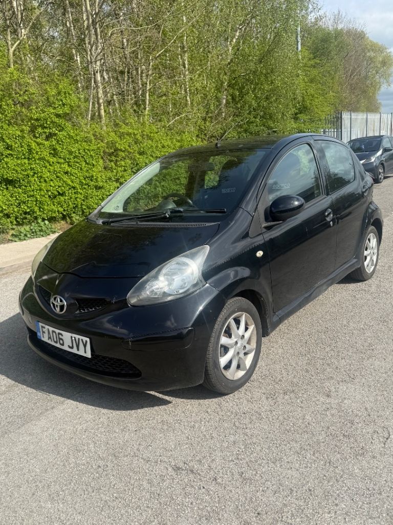 TOYOTA AYGO 