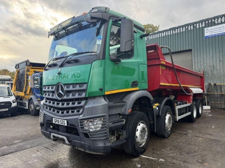 2016 MERCEDES AROCS 3240 8X4 TIPPER