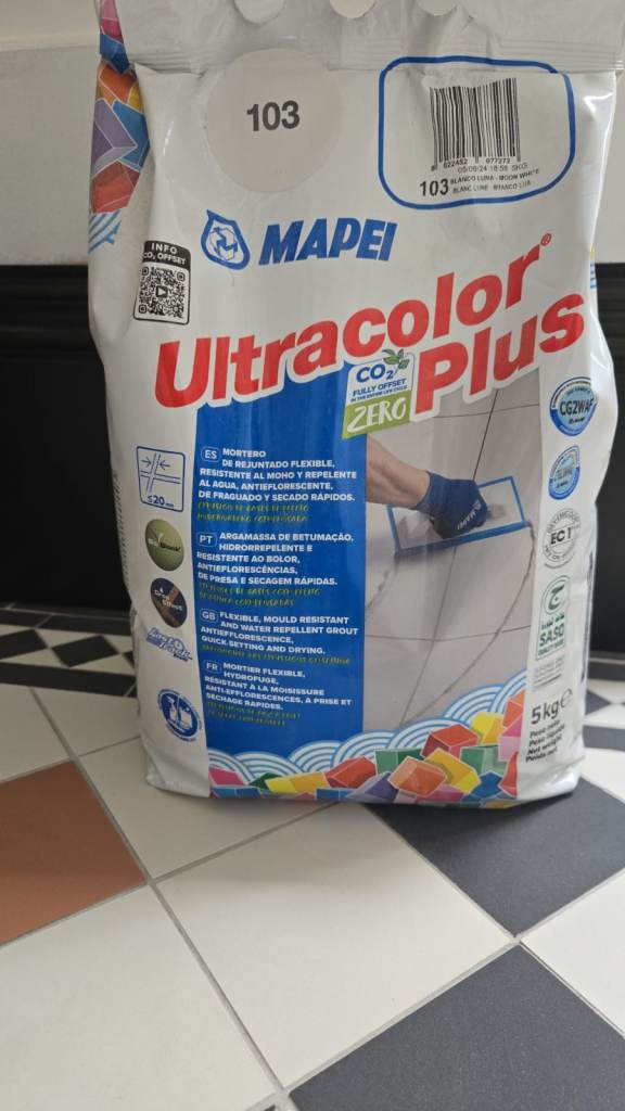 Mapei Ultracolor Plus Grout - Moon White 103