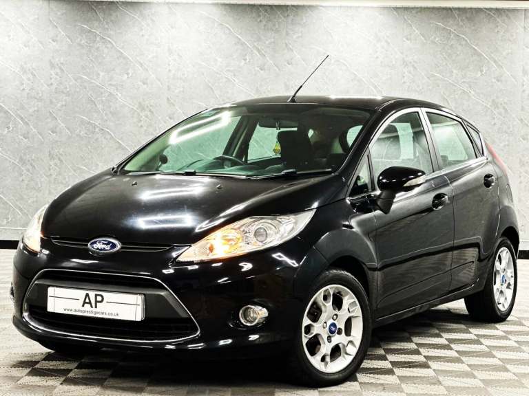 2012 FORD FIESTA 1.4 Zetec 5dr AUTOMATIC WITH SPORTS SEATS AND ALLOYS