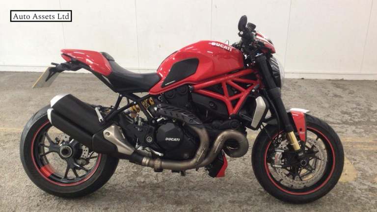 2016 Ducati Monster Monster 1200 R Red Naked PETROL Manual