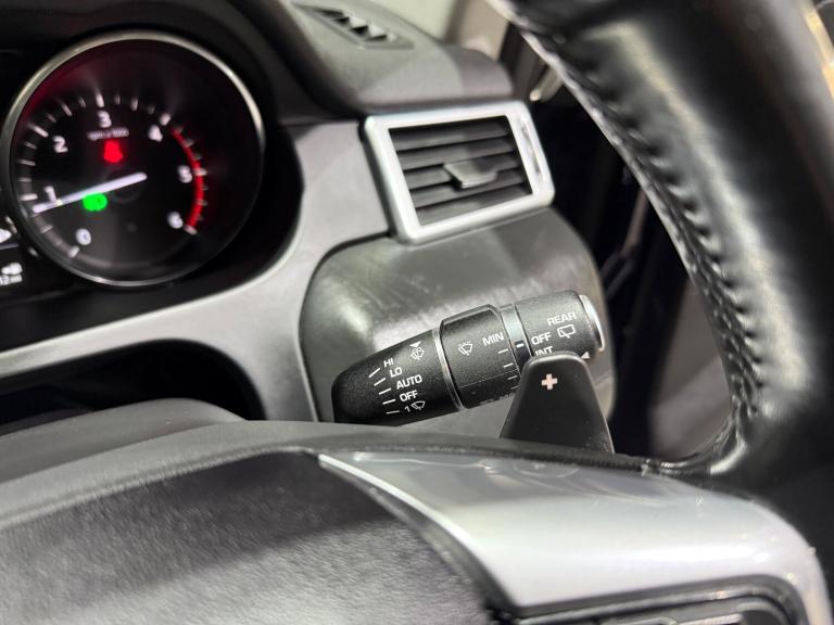 2016 Land Rover Discovery Sport 2.0 TD4 HSE Luxury SUV 5dr Diesel Auto 4WD Euro