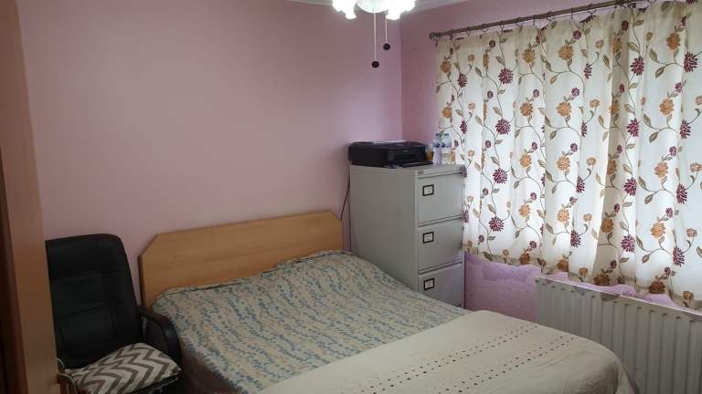 3 double bed house to rent