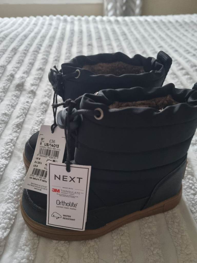 Kids brand new boots 