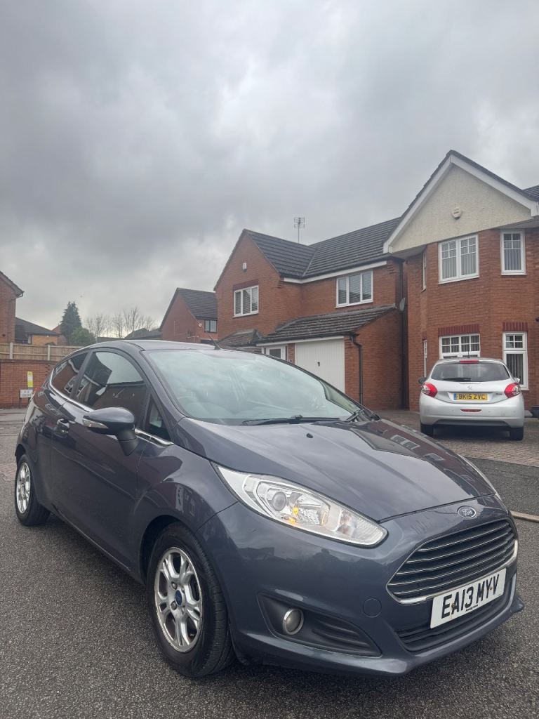 Ford, FIESTA, Hatchback, 2013, Manual, 1560 (cc), 3 doors