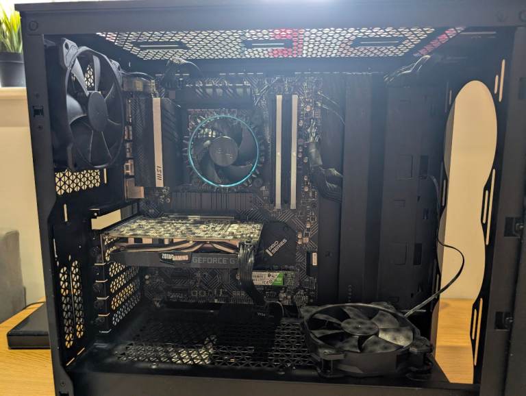 Full Gaming Setup - i3-12100F, GTX 1660 Super, Monitor, Razer Peripherals & Corsair Chair