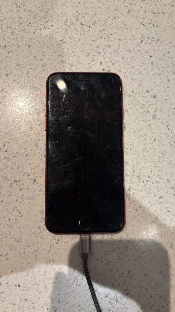 Red apple Iphone SE 2020