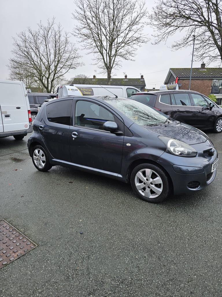 2011 Toyota AYGO 1.0 VVT-i Go 5dr HATCHBACK Petrol Manual