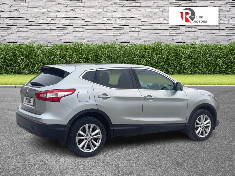 2014 Nissan Qashqai 1.2 DiG-T Acenta Premium 5dr HATCHBACK PETROL Manual
